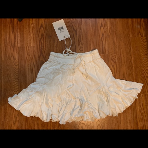 White ruffle flare skirt Clearance